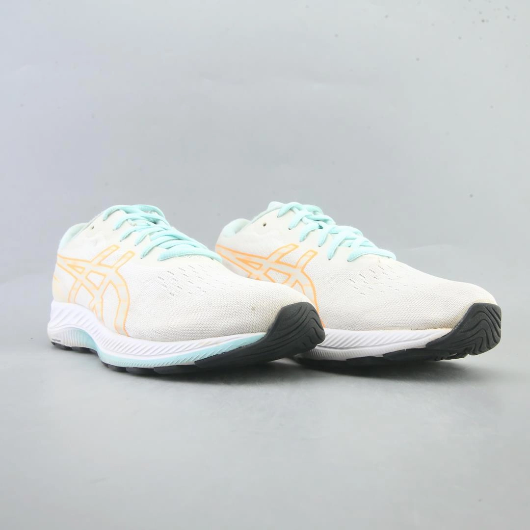 ASICS GEL-EXCITE 9 lightweight athletic shoe visuals