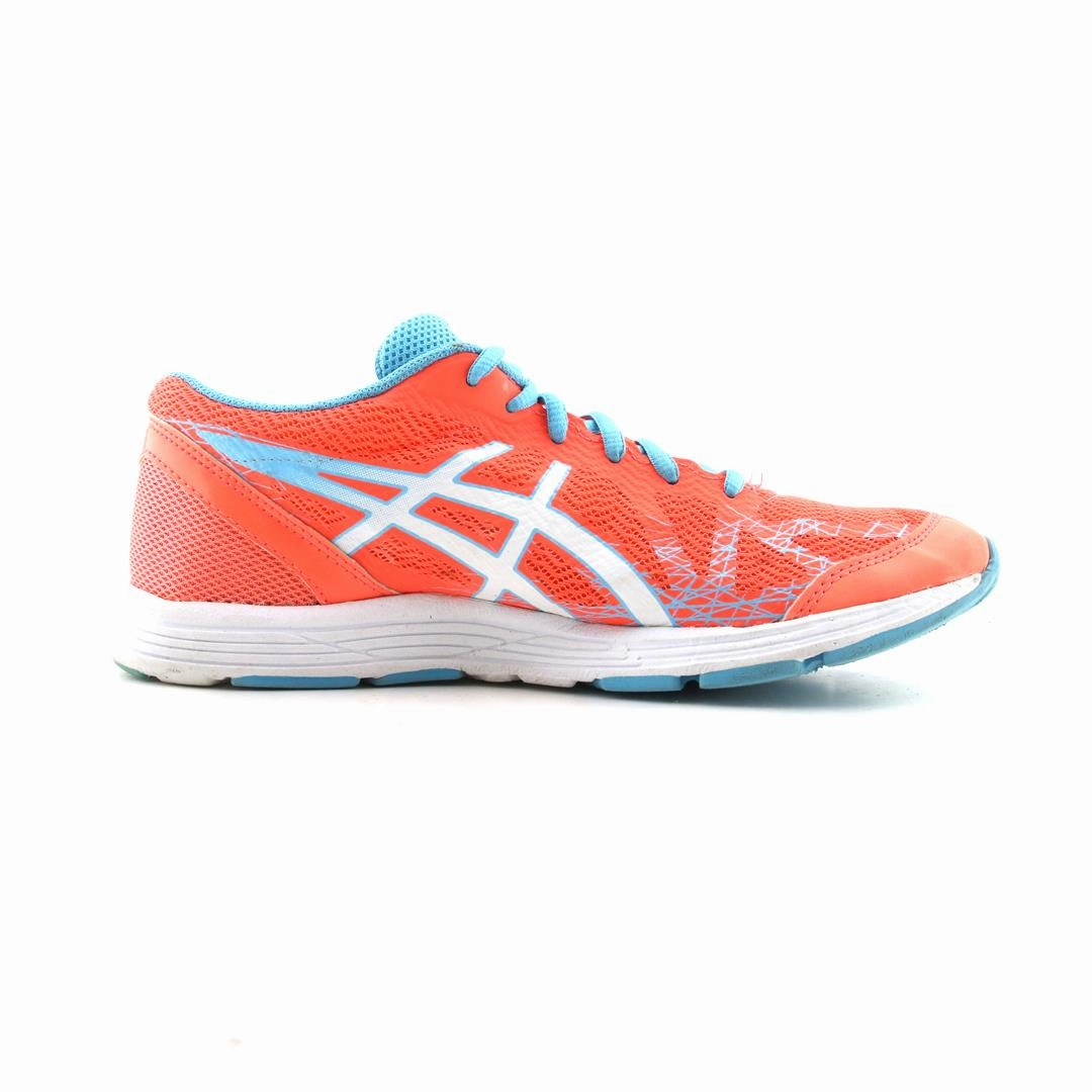 ASICS GEL-HYPER SPEED 7 sporty Asics footwear images