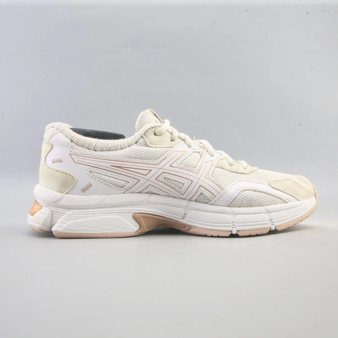 ASICS GEL-JOG MC sporty Asics footwear images