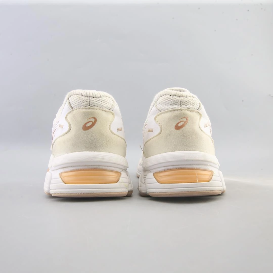 ASICS GEL-JOG MC sporty Asics footwear images