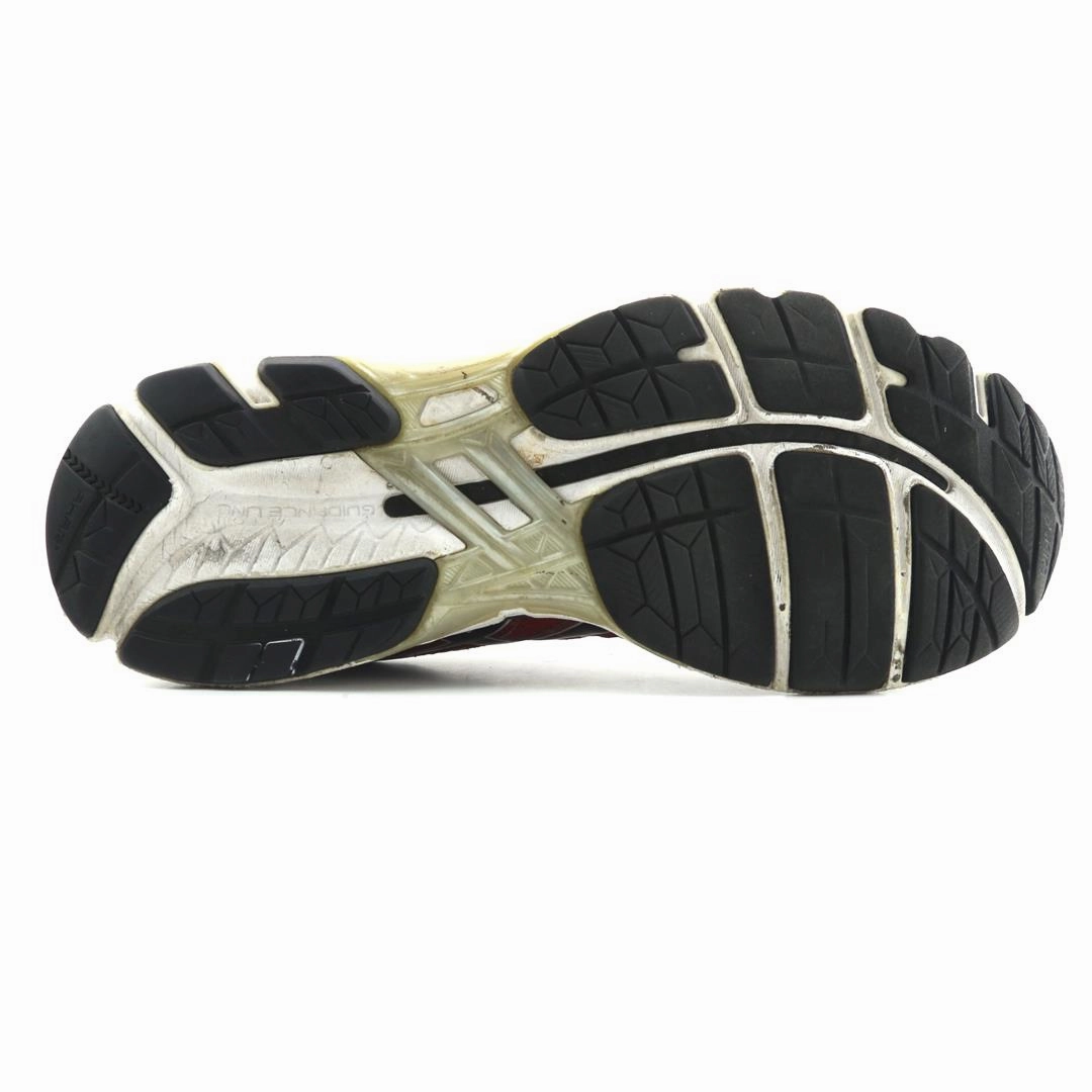 ASICS GEL-KAYANO 20 lightweight athletic shoe visuals