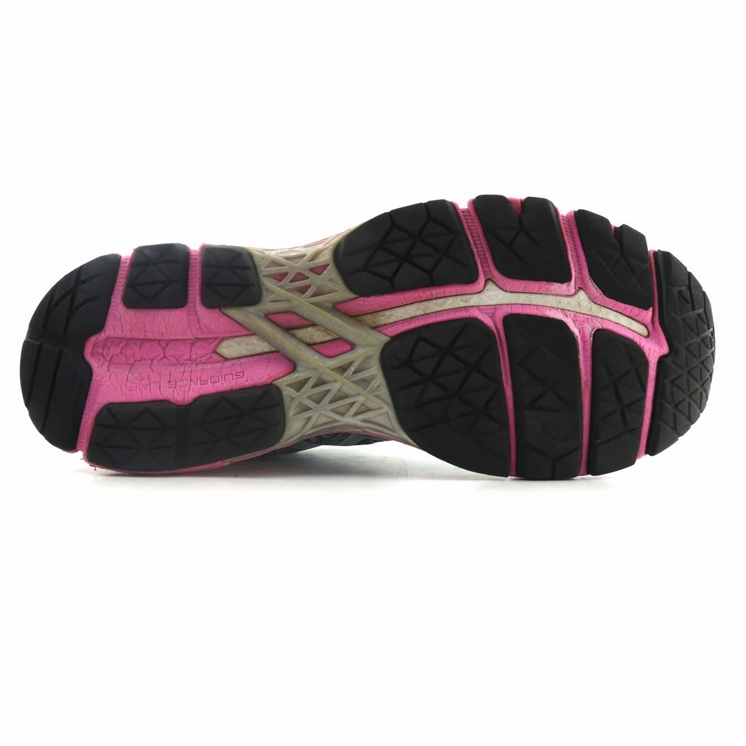 ASICS GEL-KAYANO 22 lightweight athletic shoe visuals