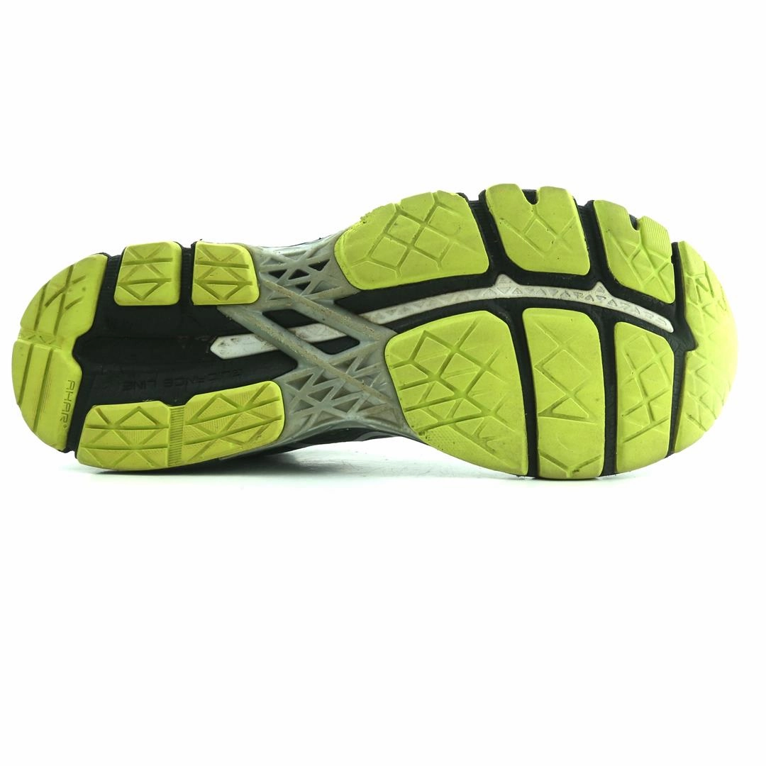 ASICS GEL KAYANO 22 lightweight athletic shoe visuals
