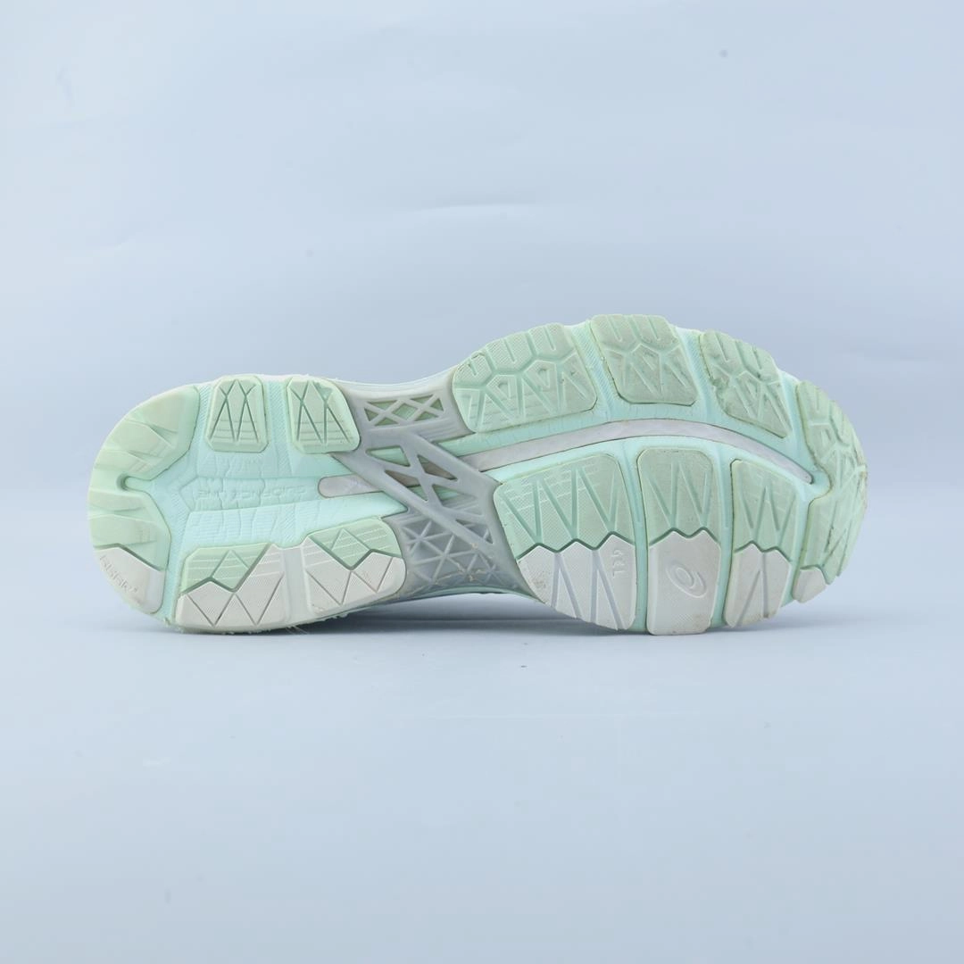 ASICS GEL-KAYANO 23 performance running shoe photos