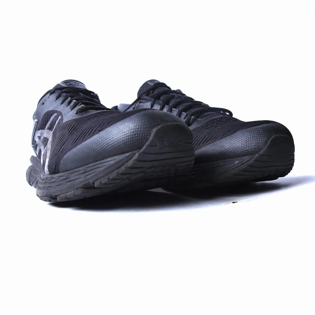ASICS GEL-KAYANO 25 lightweight athletic shoe visuals