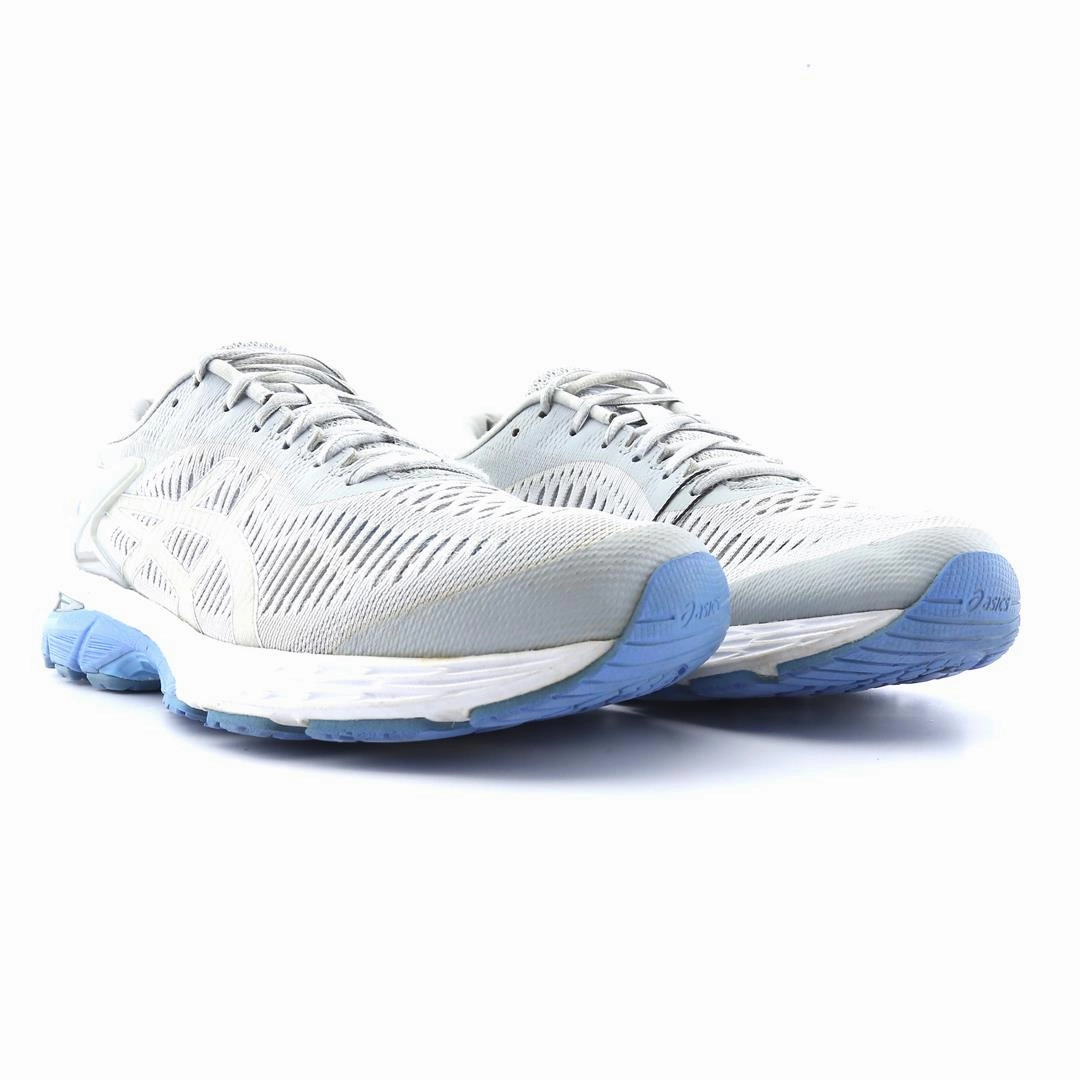 ASICS GEL-KAYANO 25 lightweight athletic shoe visuals