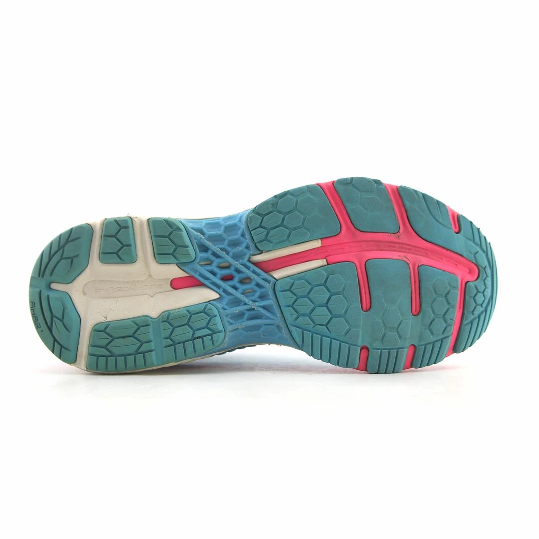 ASICS GEL KAYANO 25 sporty Asics footwear images