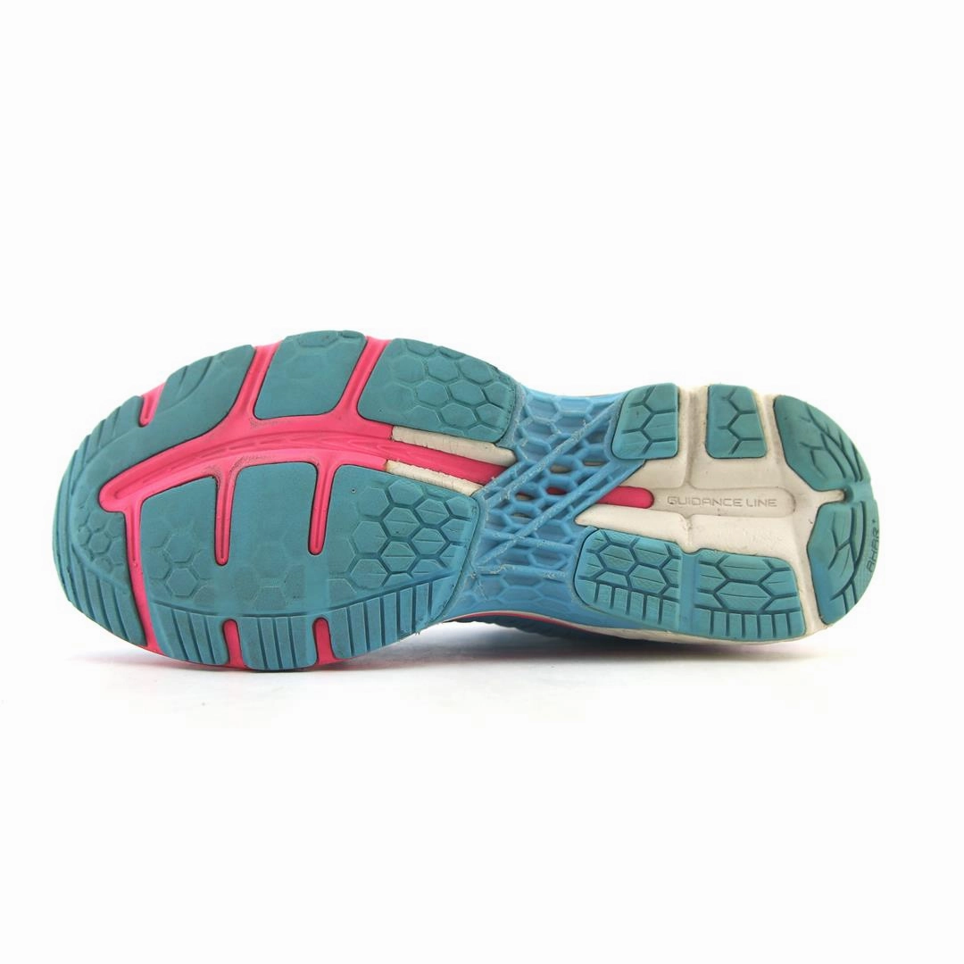 ASICS GEL KAYANO 25 sporty Asics footwear images