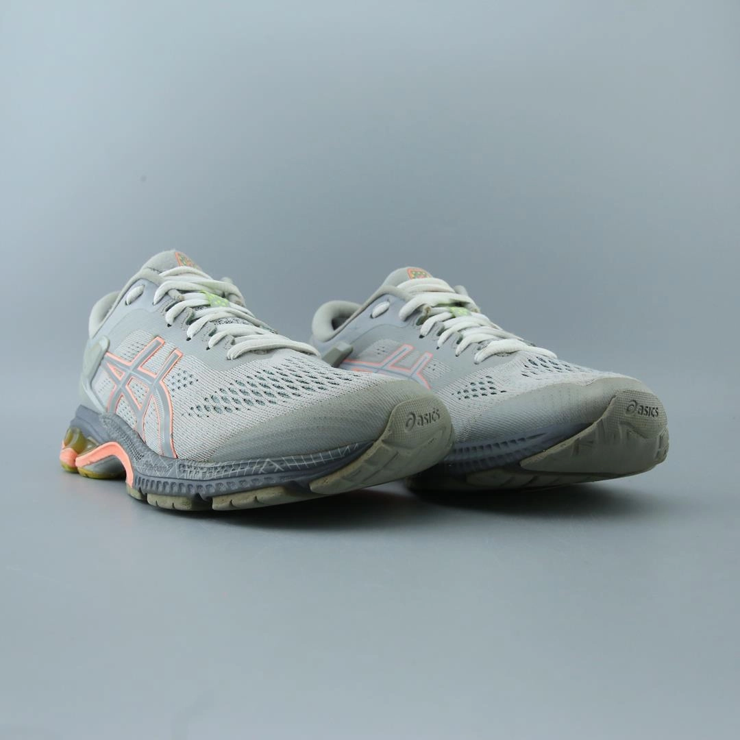 ASICS GEL KAYANO 26 performance running shoe photos