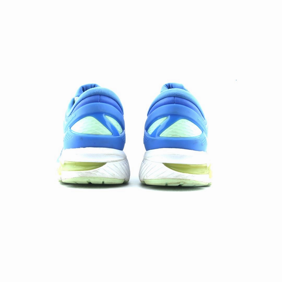 ASICS GEL KAYANO 26 performance running shoe photos
