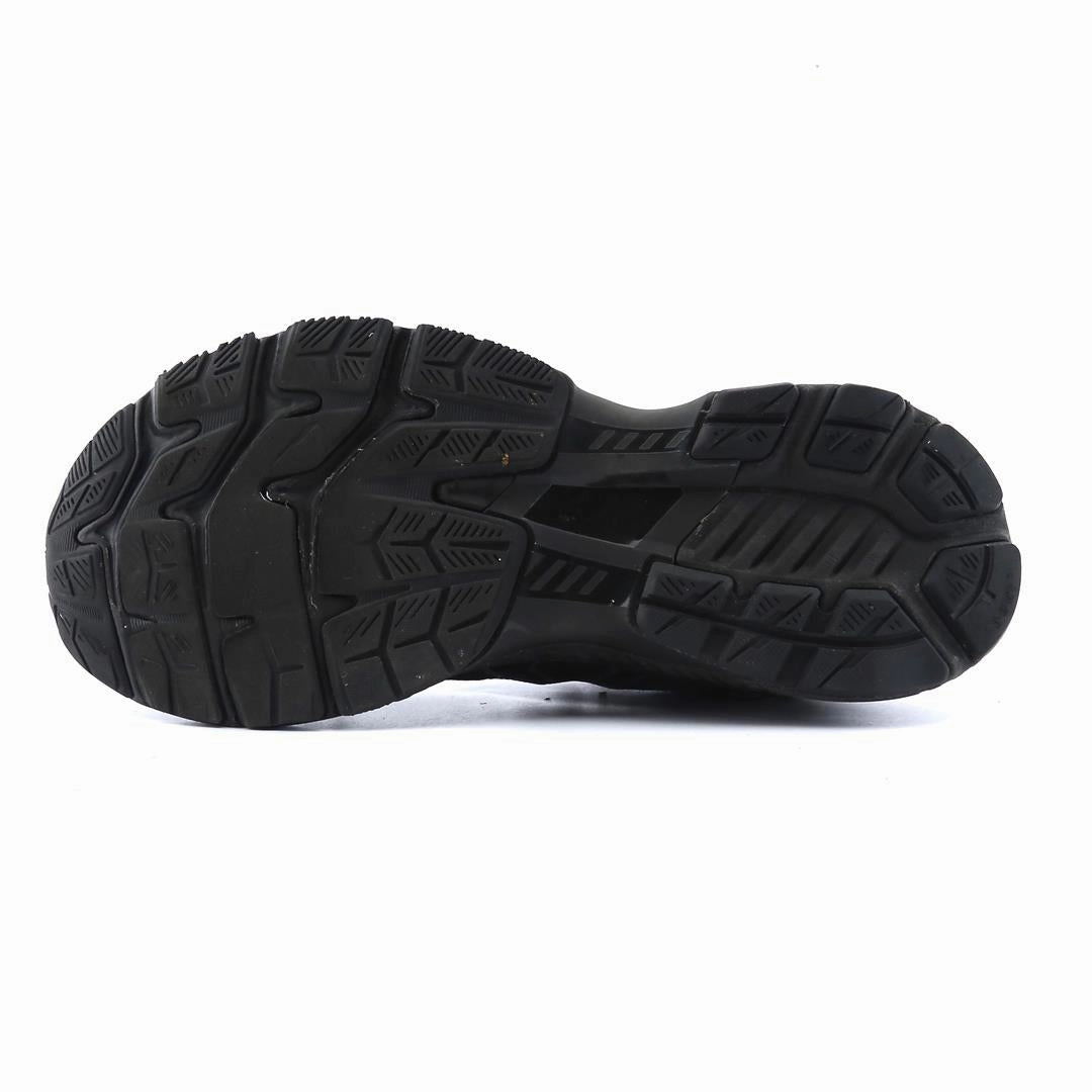 ASICS GEL-KAYANO 27 lightweight athletic shoe visuals