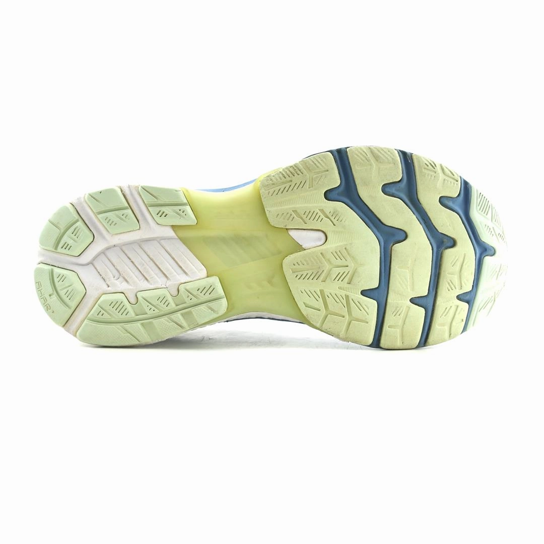 ASICS GEL KAYANO 27 lightweight athletic shoe visuals
