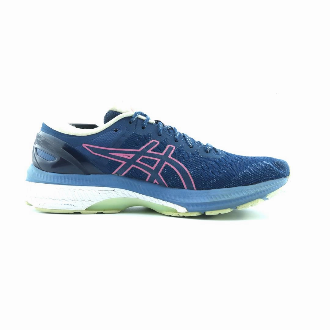 ASICS GEL KAYANO 27 lightweight athletic shoe visuals