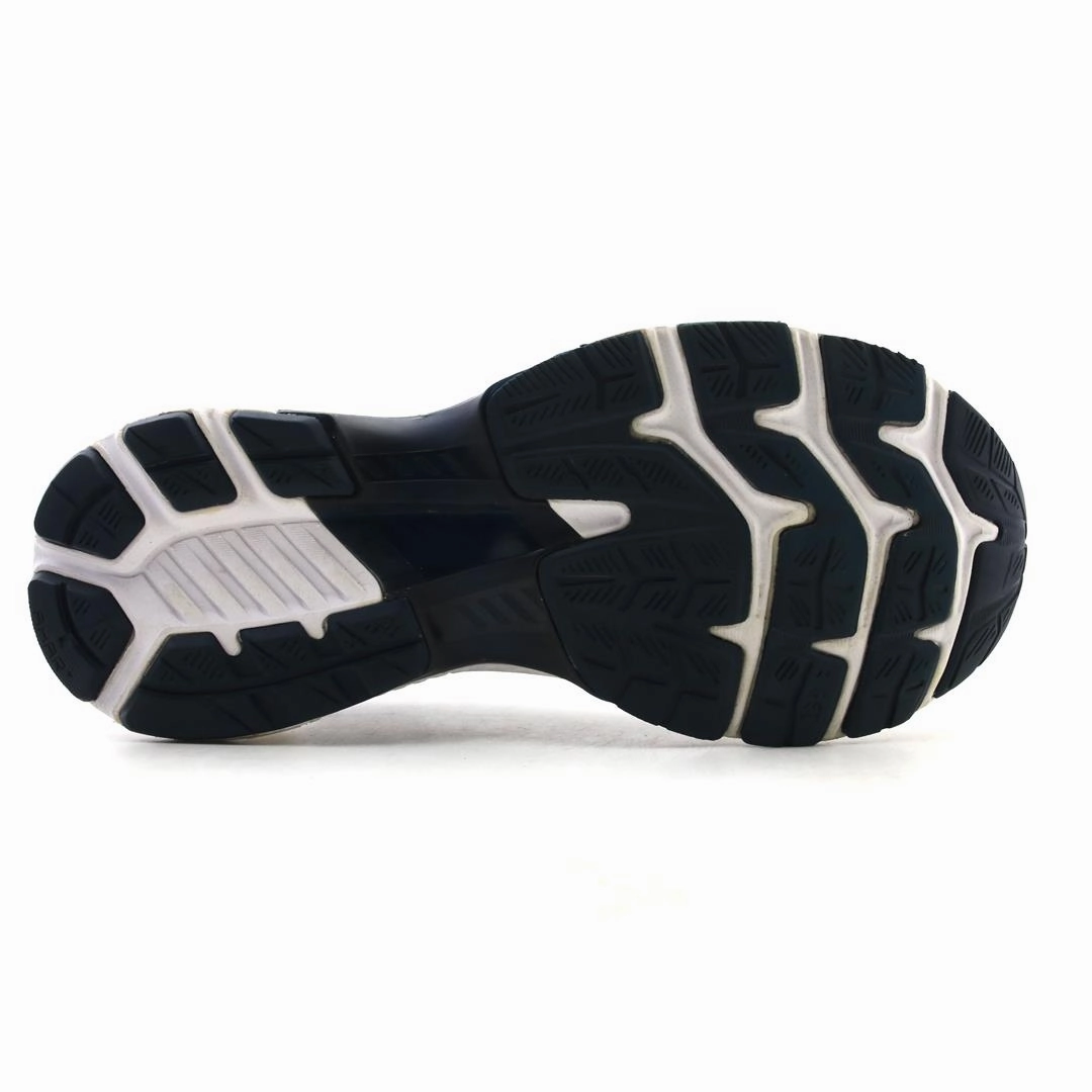 ASICS GEL-KAYANO 27 sporty Asics footwear images