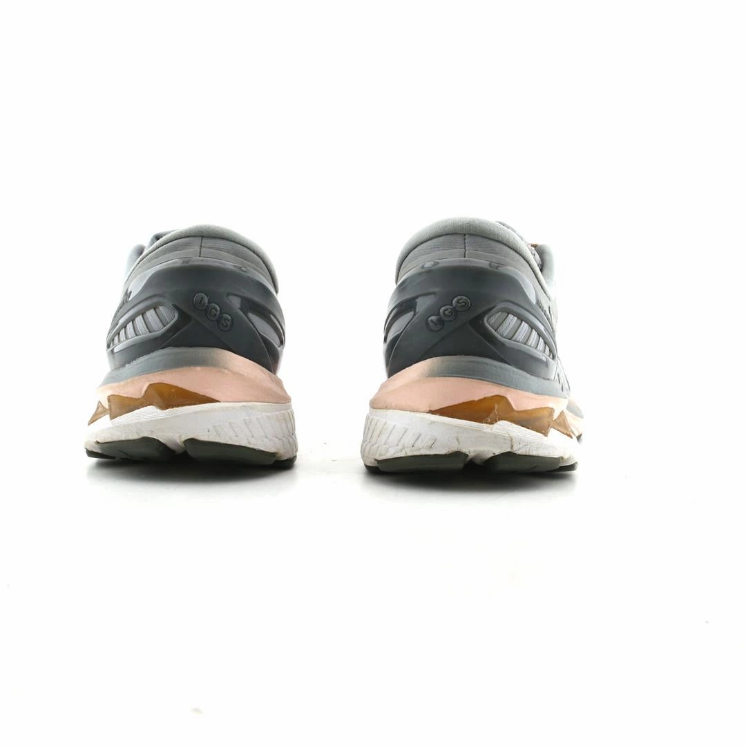 ASICS GEL-KAYANO 27 sporty Asics footwear images