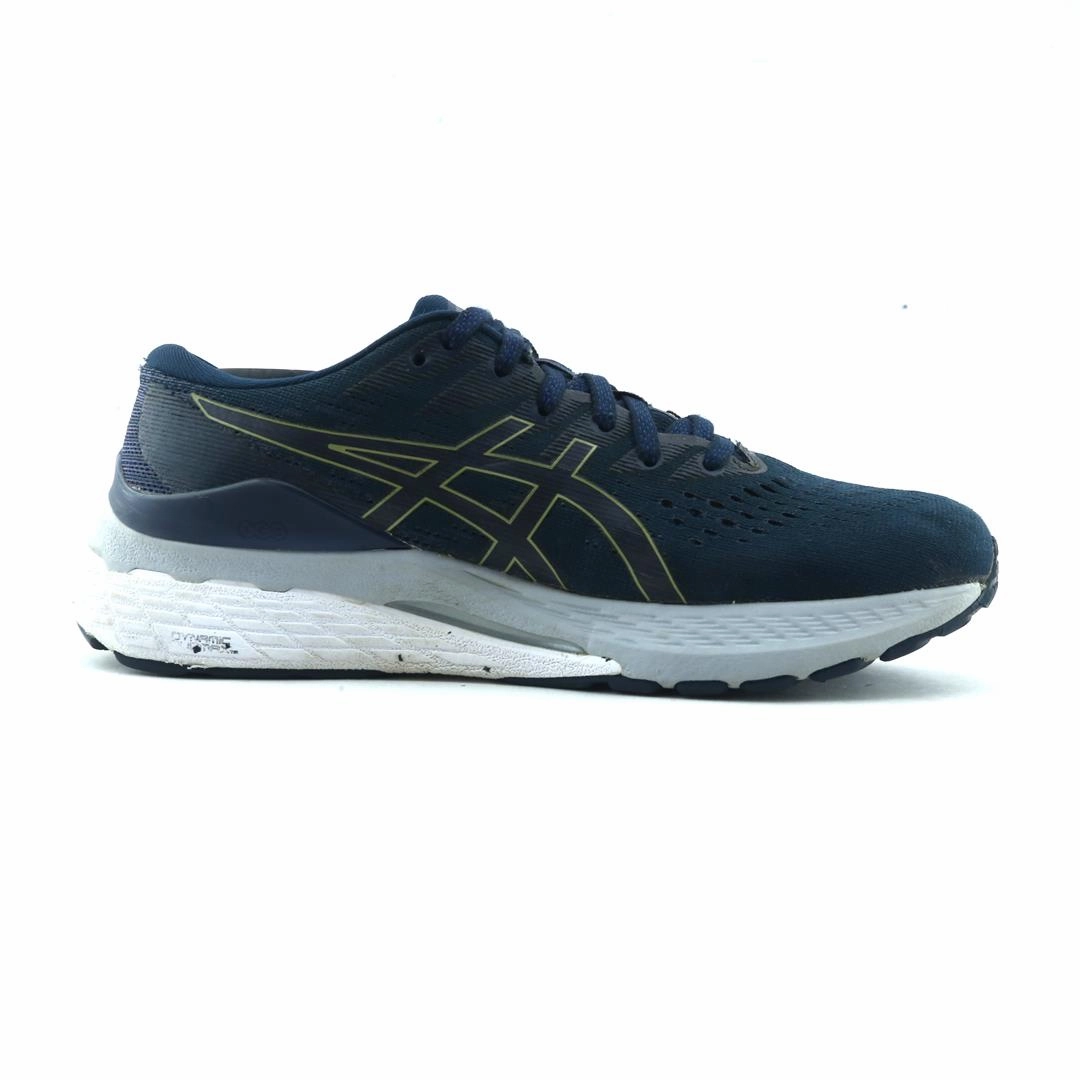 ASICS GEL KAYANO 28 lightweight athletic shoe visuals