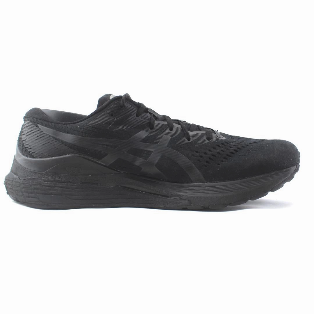 ASICS GEL-KAYANO 28 lightweight athletic shoe visuals