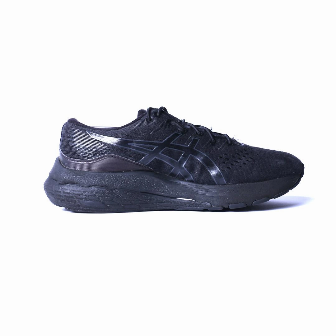 ASICS GEL-KAYANO 28 lightweight athletic shoe visuals