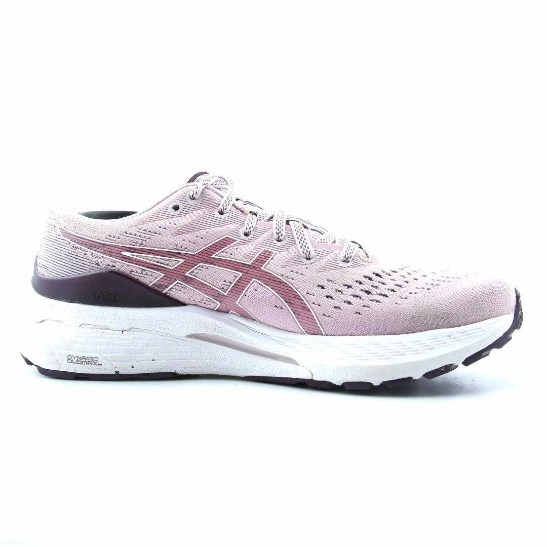 ASICS GEL-KAYANO 28 lightweight athletic shoe visuals