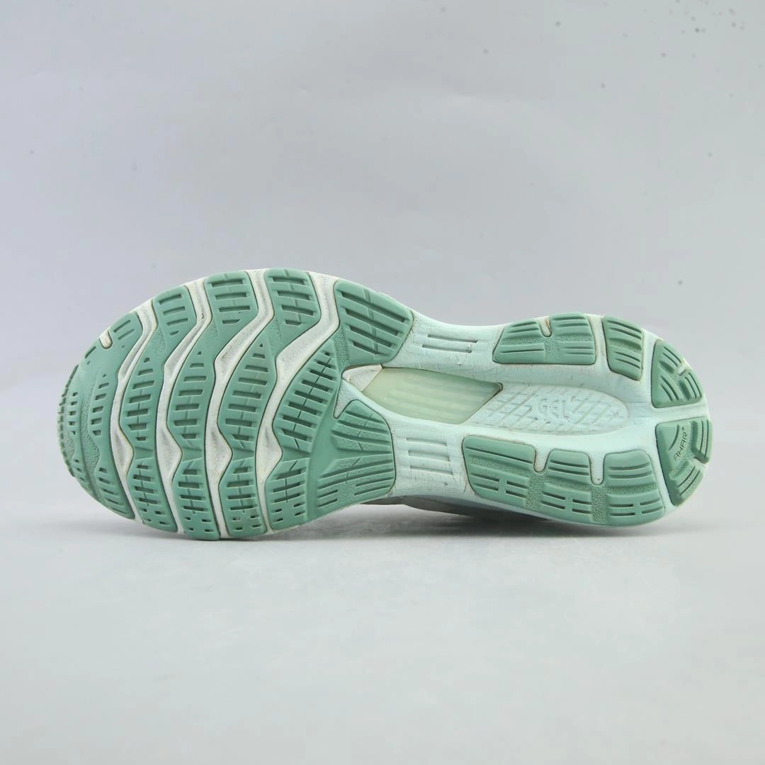 ASICS GEL KAYANO 28 lightweight athletic shoe visuals