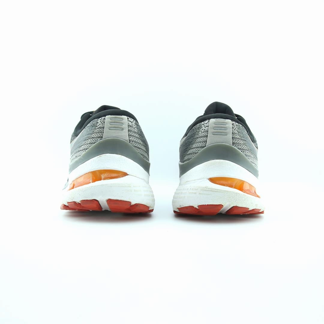 ASICS GEL-KAYANO 28 performance running shoe photos