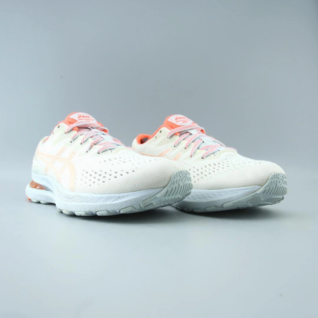ASICS GEL KAYANO 28 performance running shoe photos