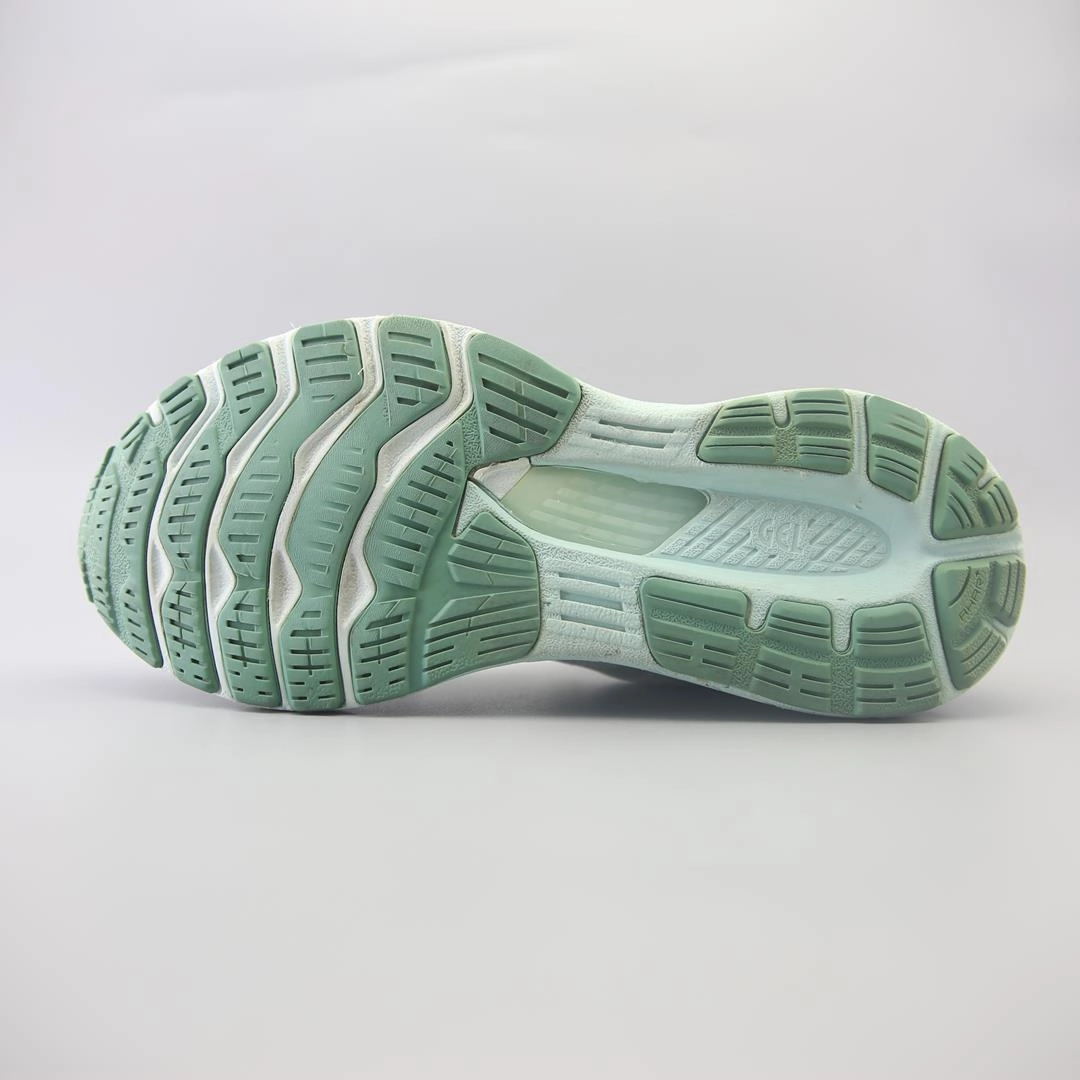 ASICS GEL-KAYANO 28 performance running shoe photos