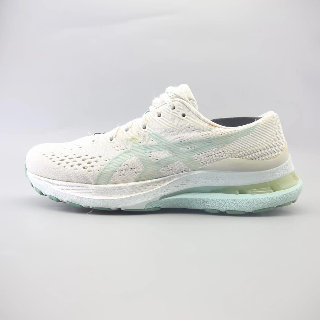 ASICS GEL-KAYANO 28 Asics lightweight sneakers