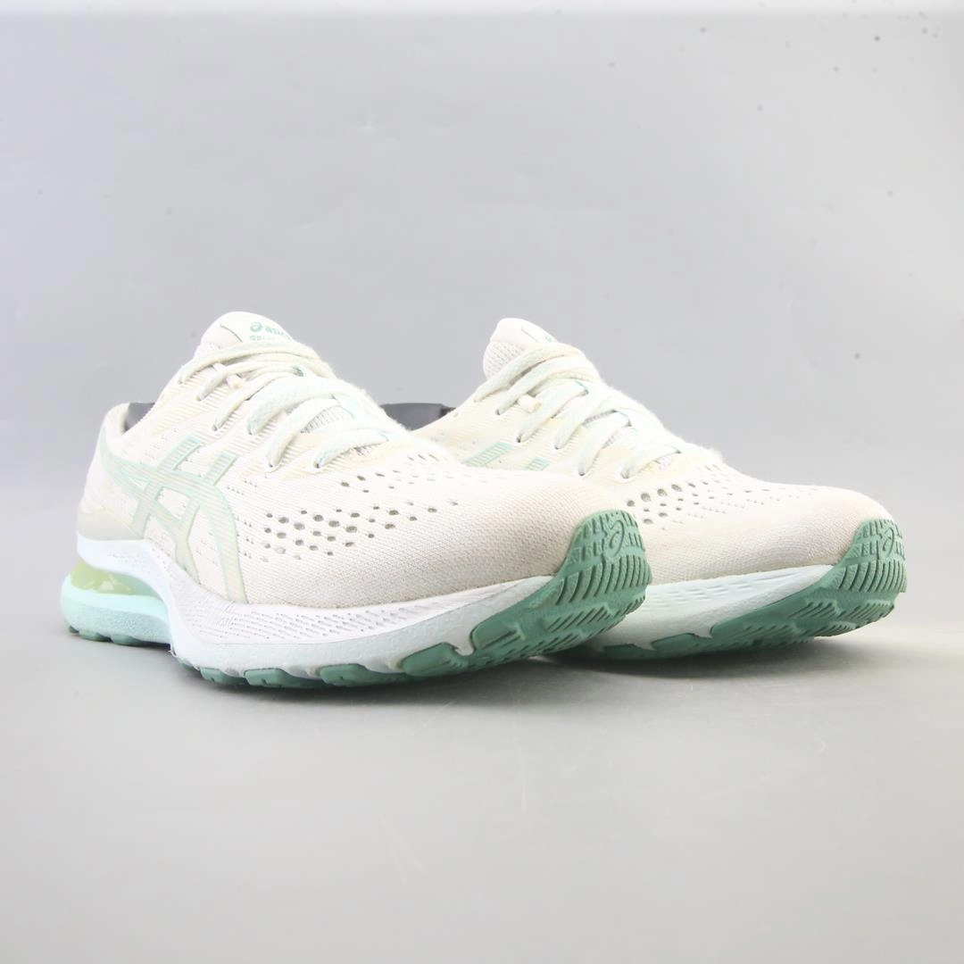 ASICS GEL KAYANO 28 sporty Asics footwear images
