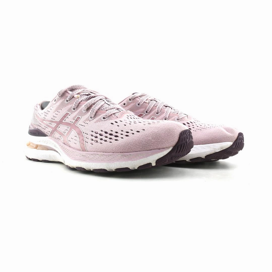ASICS GEL KAYANO 28 sporty Asics footwear images