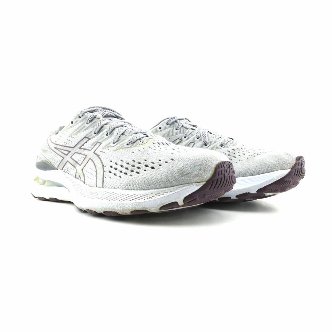 ASICS GEL-KAYANO 28 sporty Asics footwear images