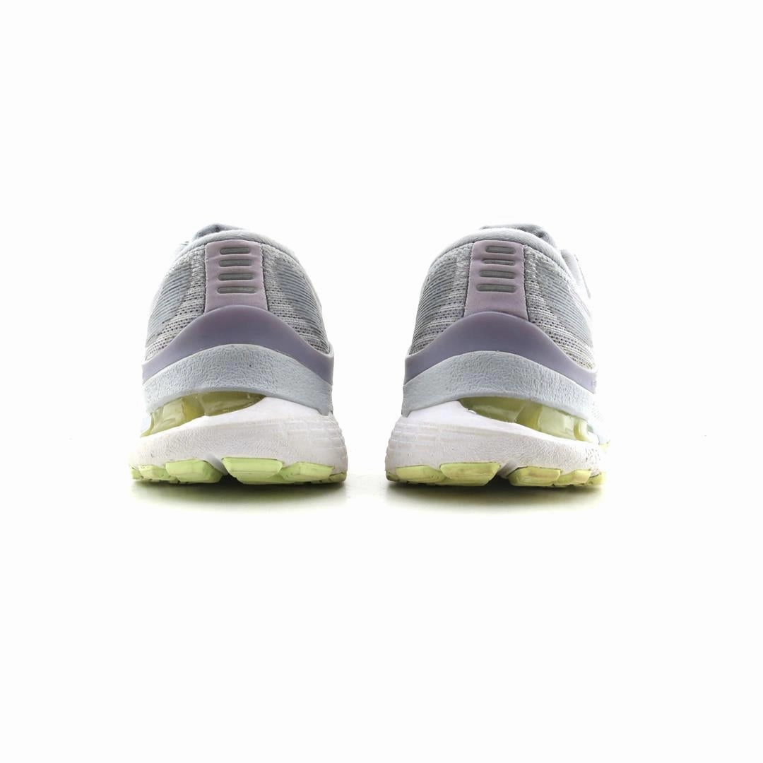 ASICS GEL-KAYANO 28 sporty Asics footwear images