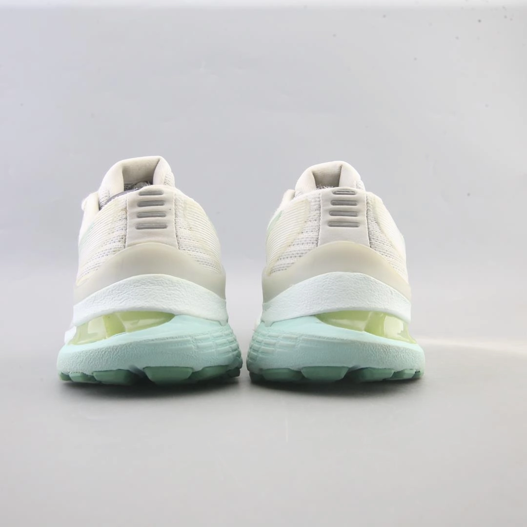 ASICS GEL KAYANO 28 sporty Asics footwear images