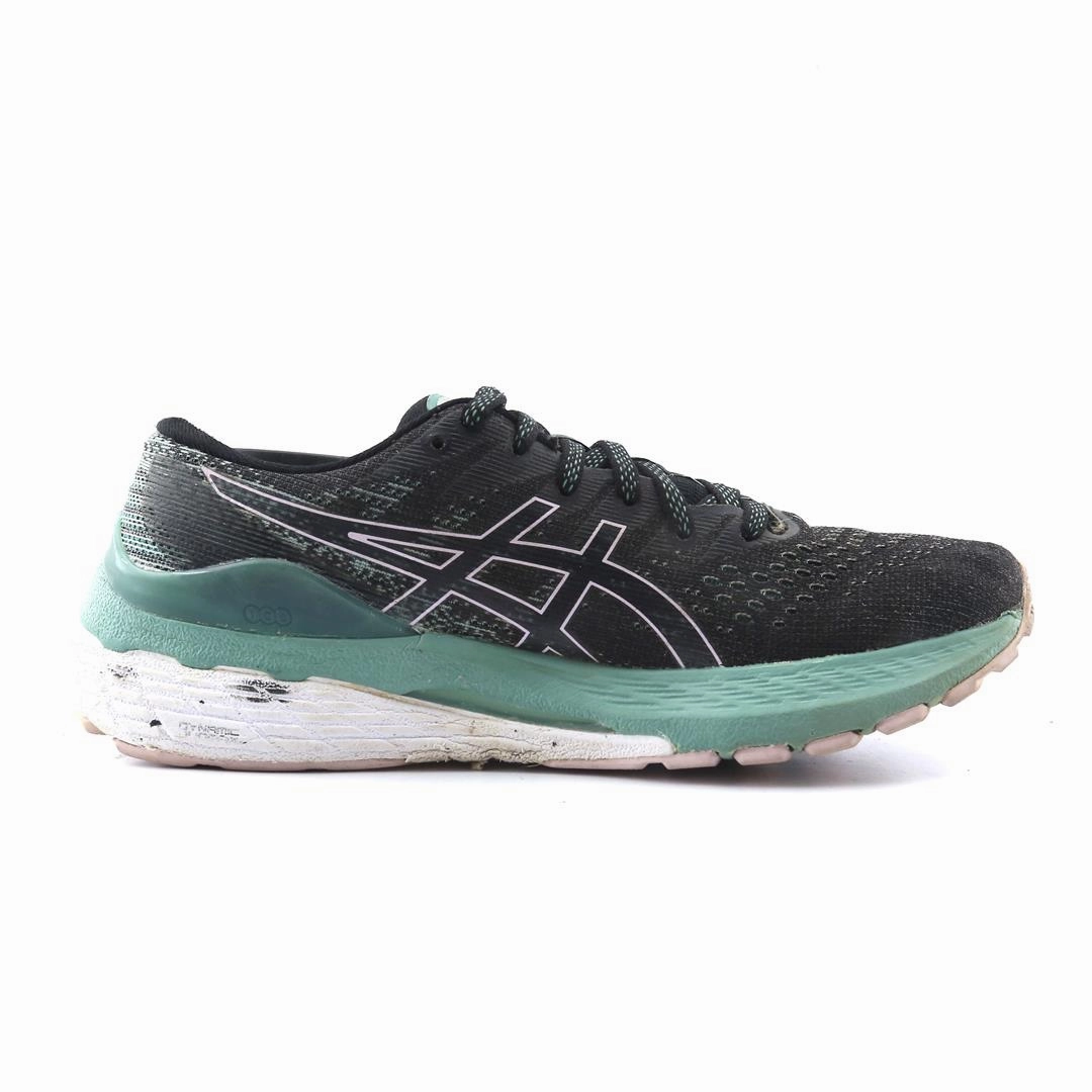 ASICS GEL KAYANO 28 sporty Asics footwear images