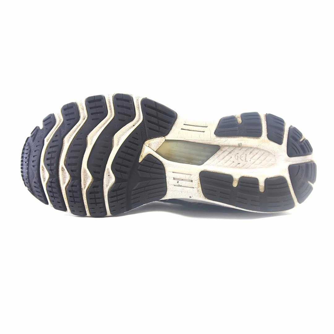 ASICS GEL KAYANO 28 sporty Asics footwear images