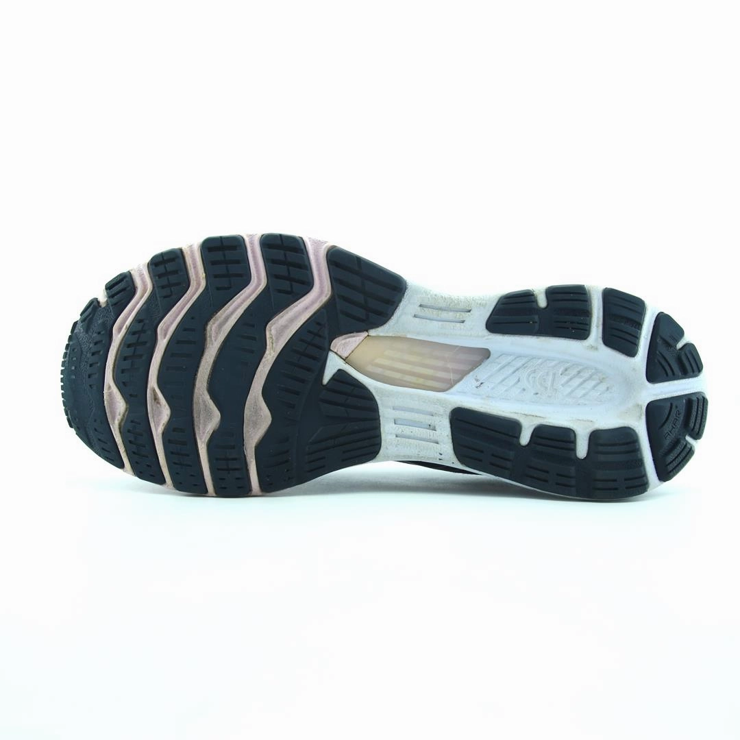ASICS GEL KAYANO 28 trainer shoe design snapshots