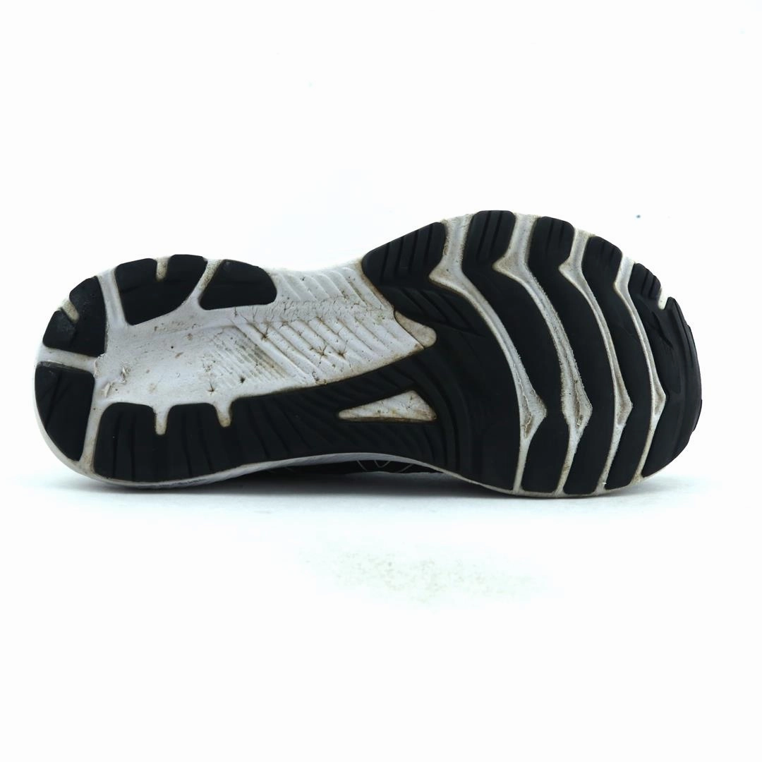 ASICS GEL KAYANO 29 lightweight athletic shoe visuals