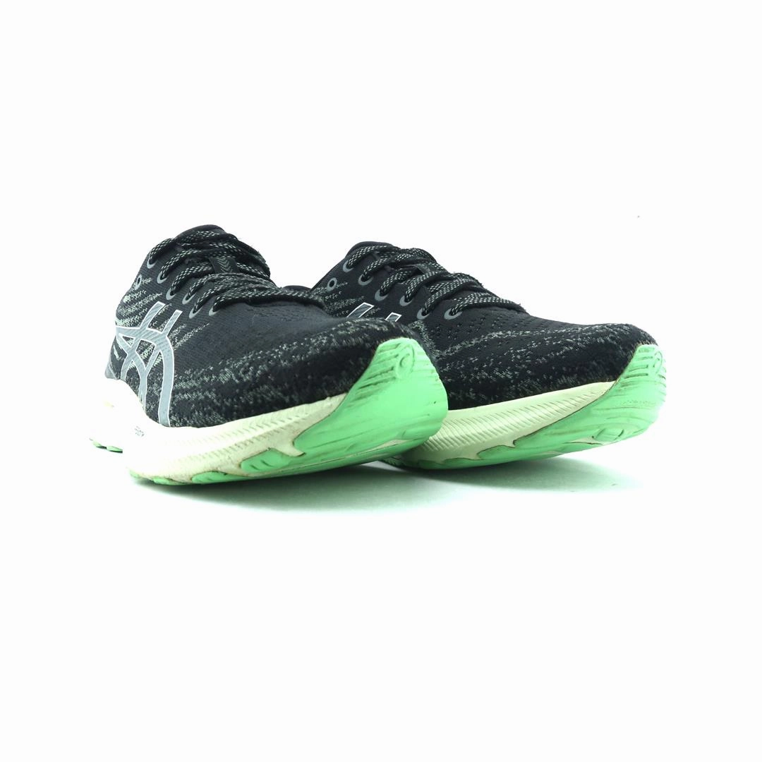 ASICS GEL KAYANO 29 lightweight athletic shoe visuals