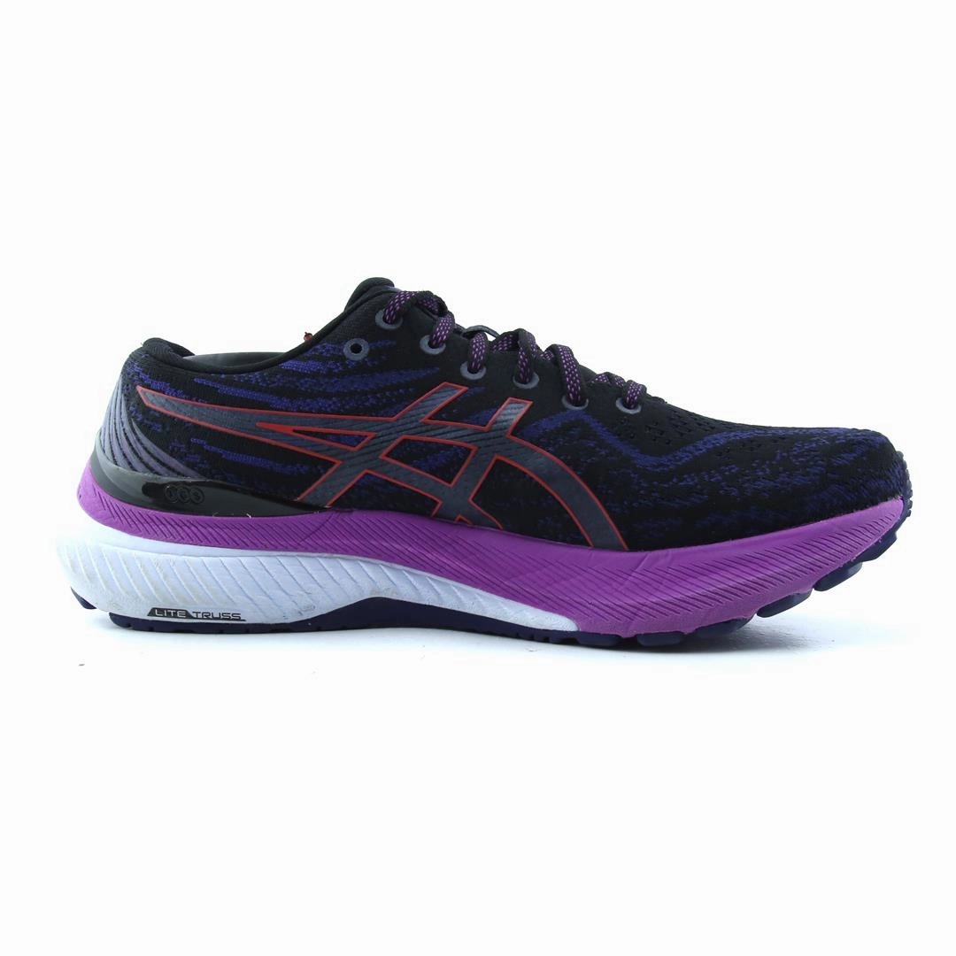 ASICS GEL KAYANO 29 lightweight athletic shoe visuals