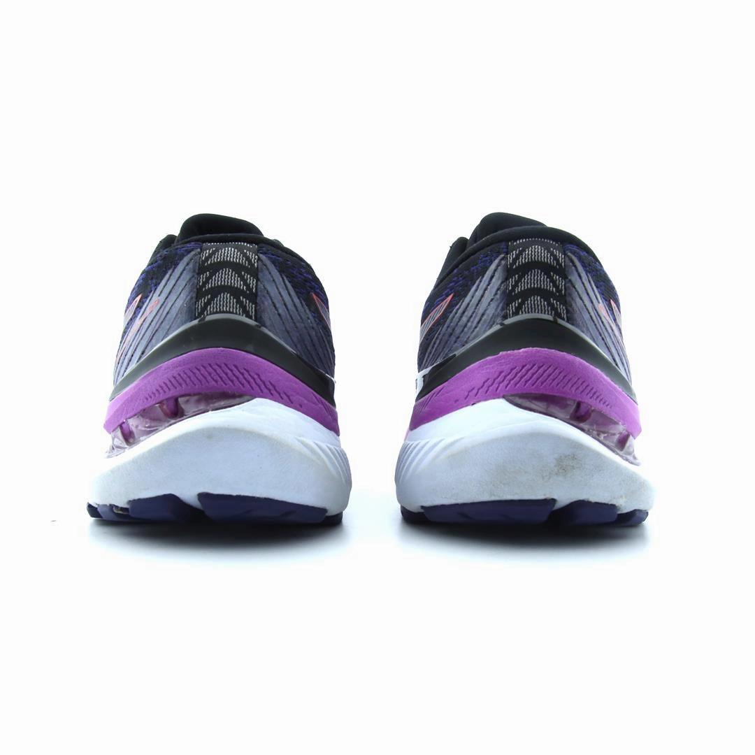 ASICS GEL KAYANO 29 lightweight athletic shoe visuals