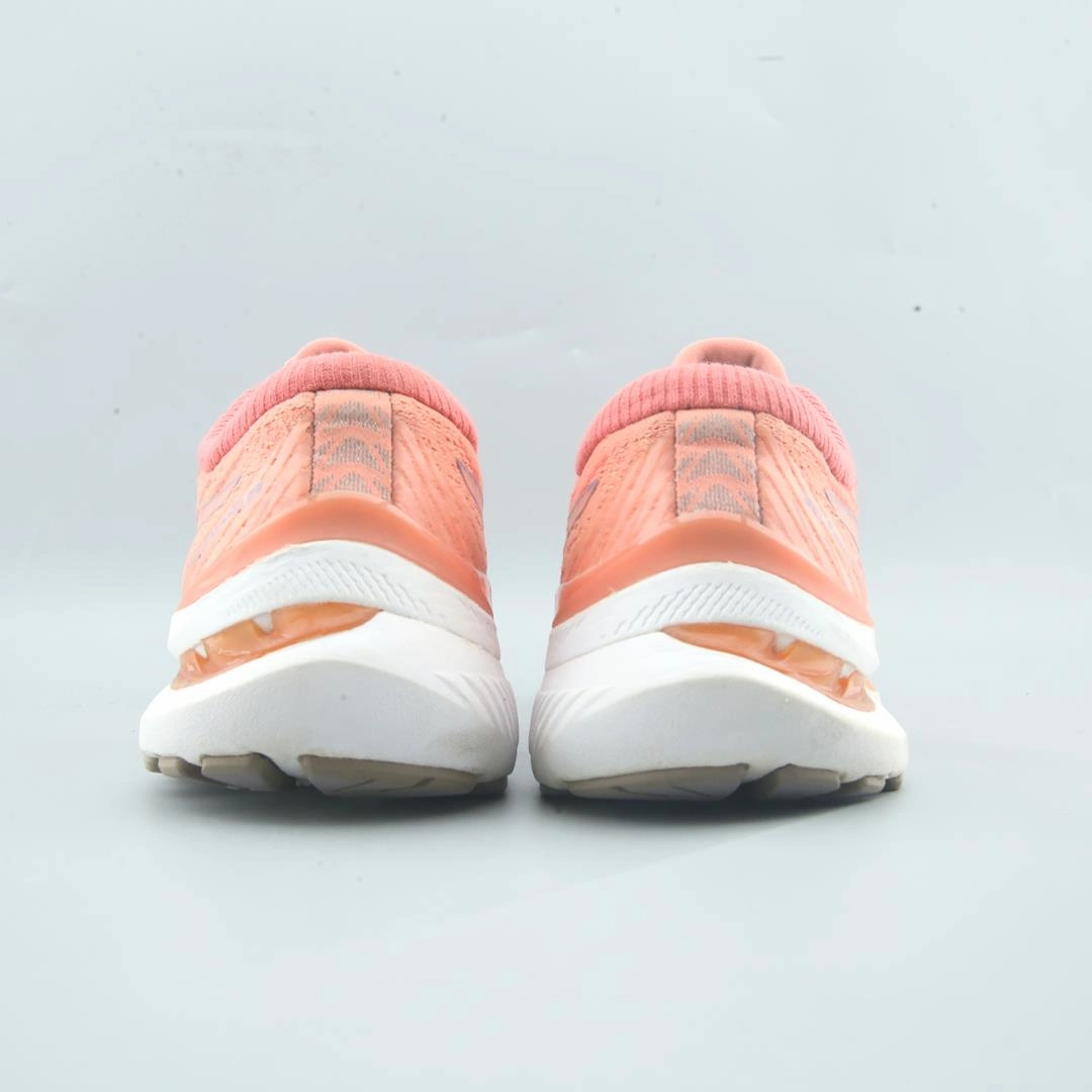 ASICS GEL-KAYANO 29 performance running shoe photos