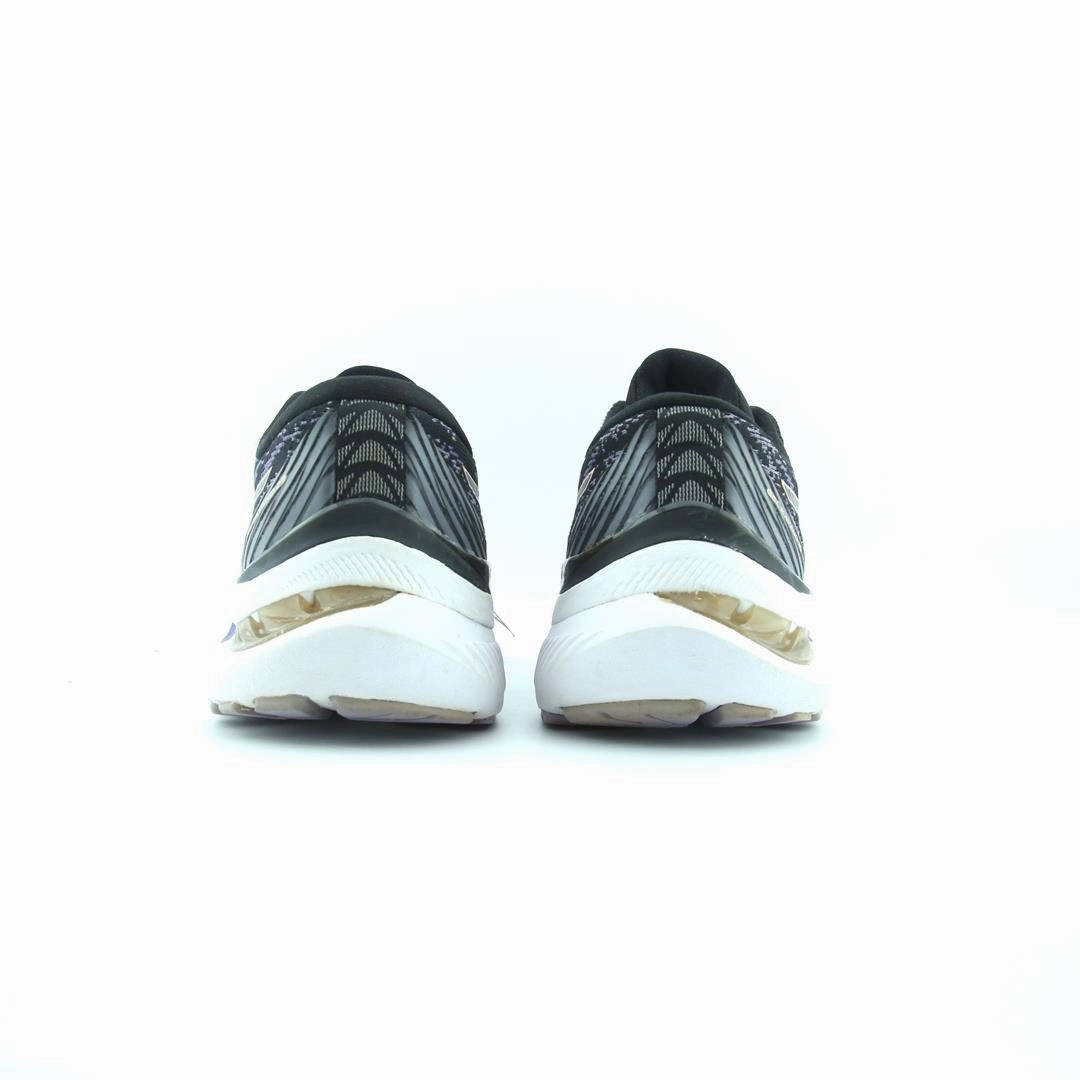ASICS GEL KAYANO 29 performance running shoe photos