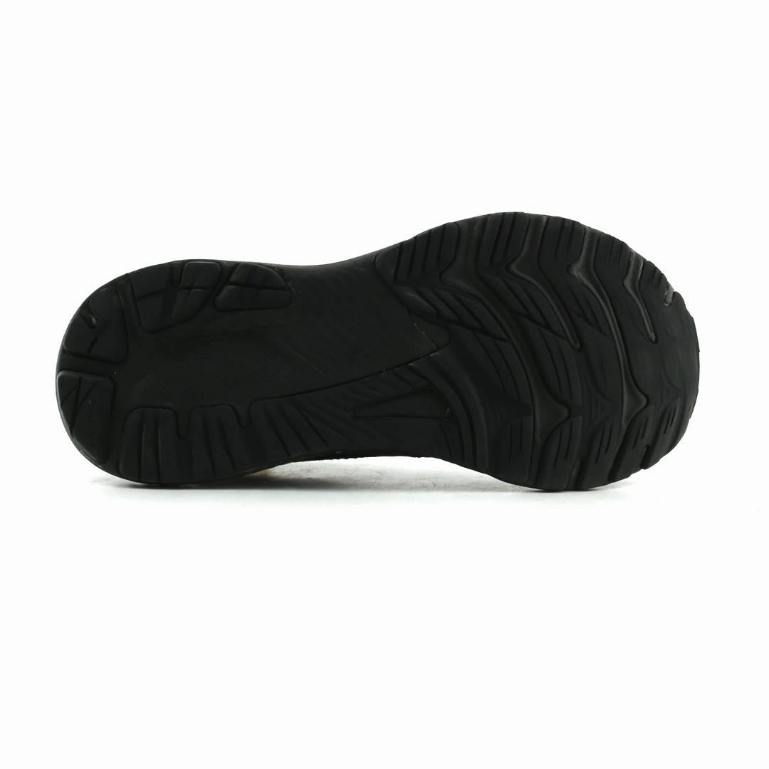 ASICS GEL-KAYANO 29 sporty Asics footwear images