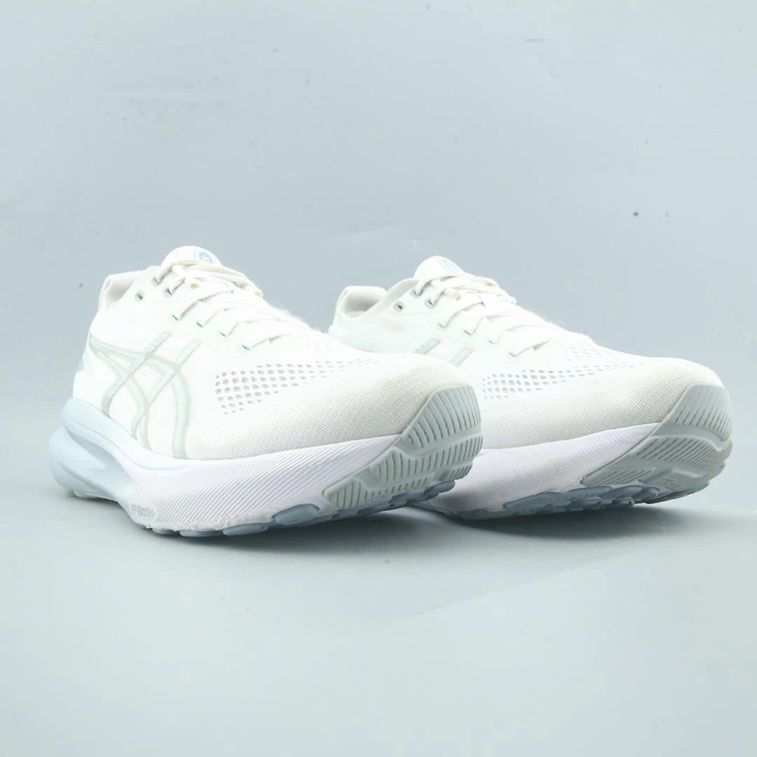ASICS GEL-KAYANO 31 trainer shoe design snapshots