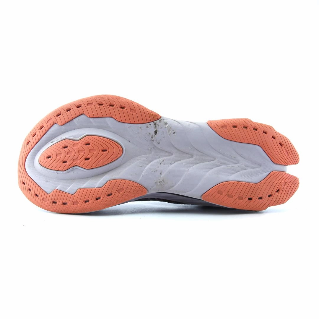 ASICS  GEL-KINSEI BLAST lightweight athletic shoe visuals