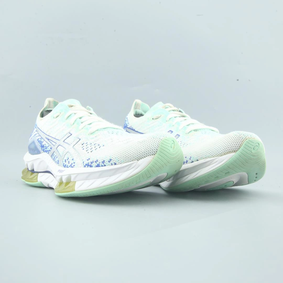 ASICS GEL-KINSEI BLAST trainer shoe design snapshots