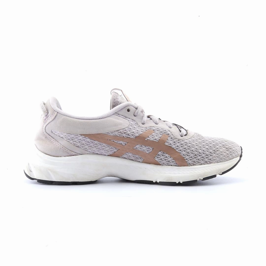 ASICS GEL-KUMO LYTE 2 sporty Asics footwear images