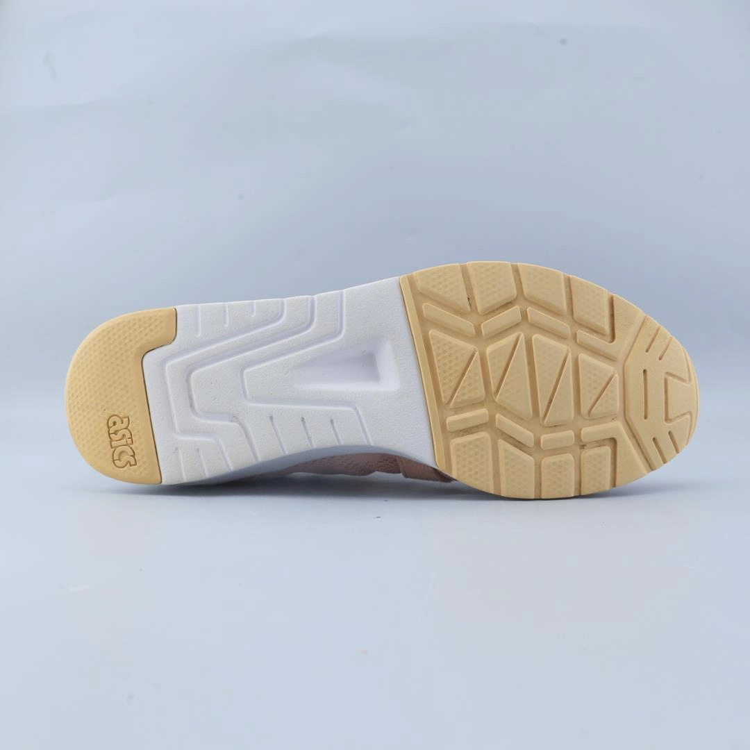 ASICS GEL-LYTE KOMACHI performance running shoe photos