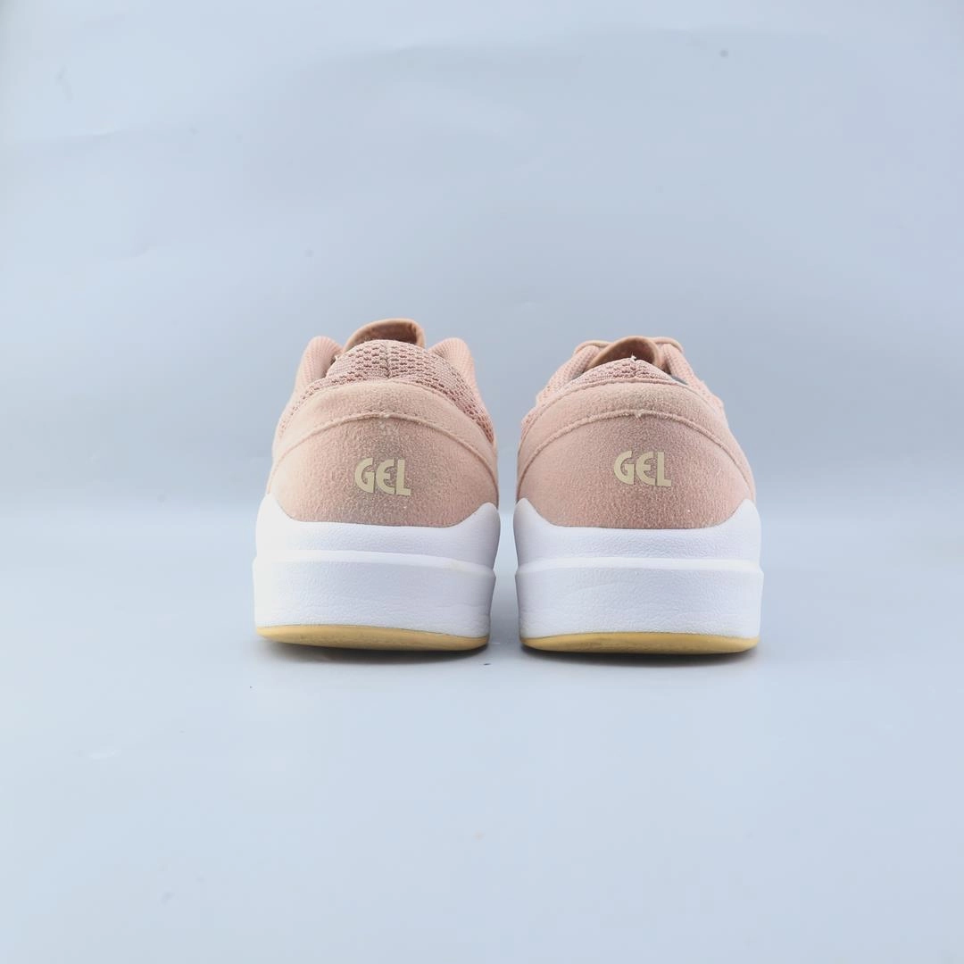 ASICS GEL-LYTE KOMACHI performance running shoe photos
