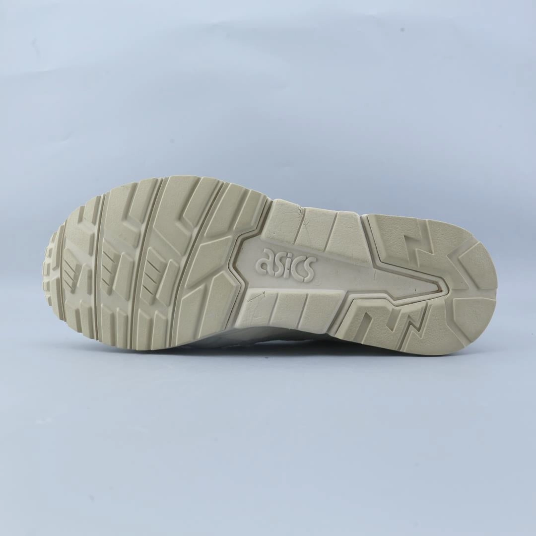 ASICS GEL-LYTE V performance running shoe photos
